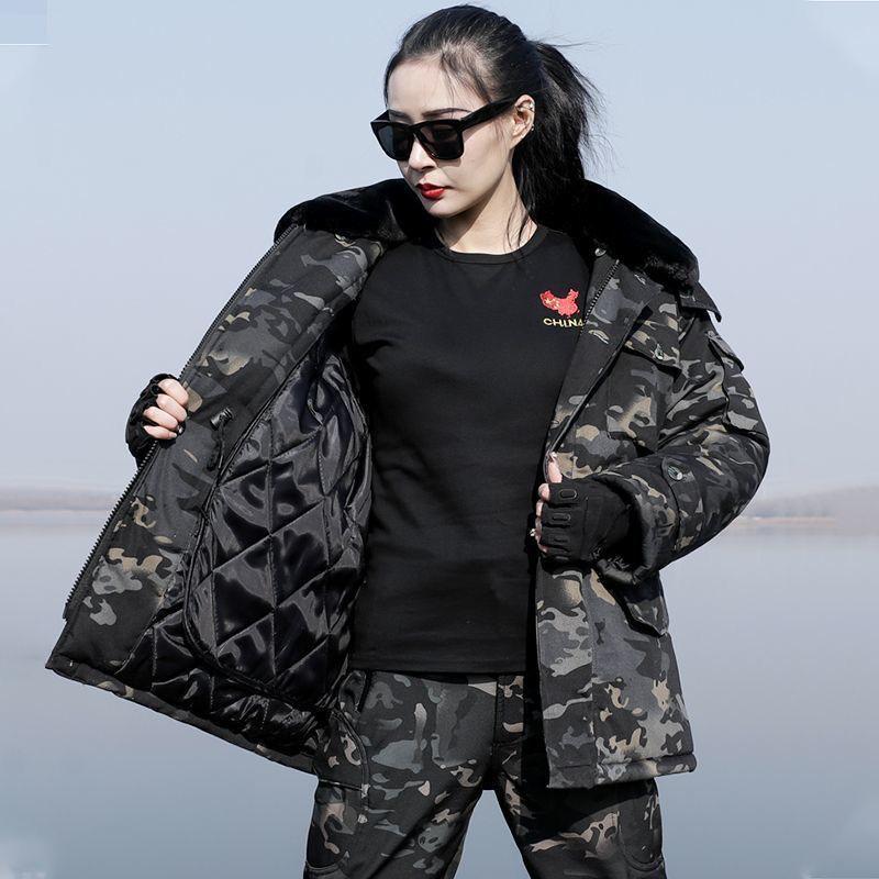 Men's and Women's Army Green Camouflage Winter Coat, Cotton-Padded, Mid-Length, Plus Velvet, Thickened for Cold Protection.