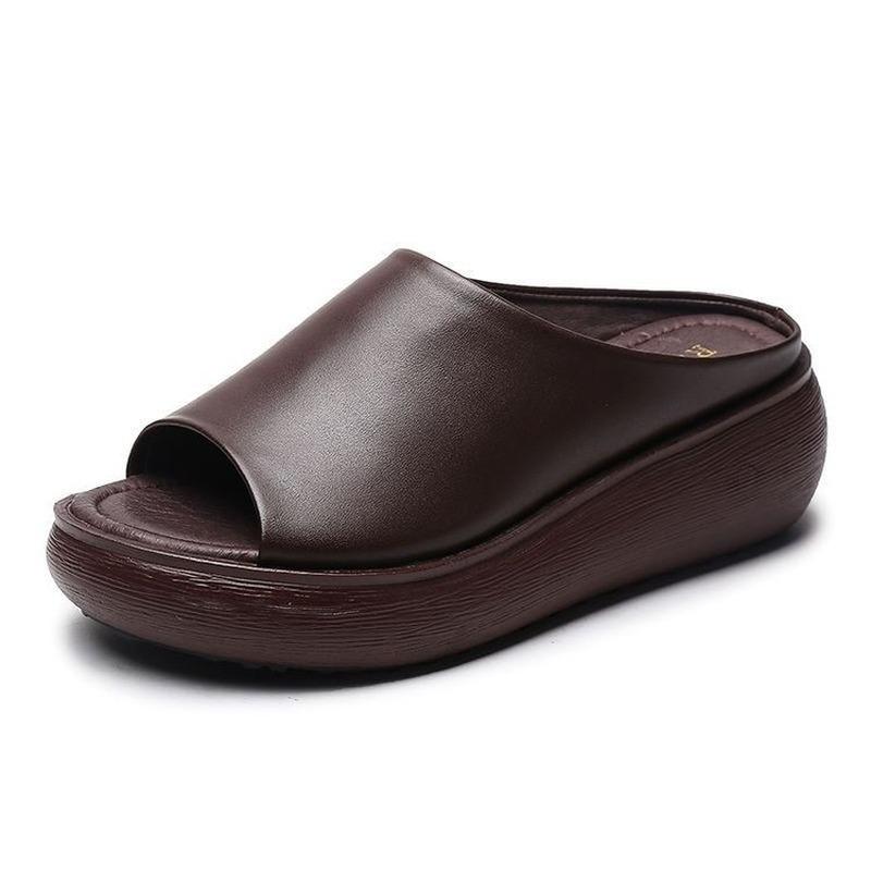 Moda Primavera Autunno Outdoor Donna Pantofole Estate Pelle Scarpe Piattaforma Pantofole Donna Nero