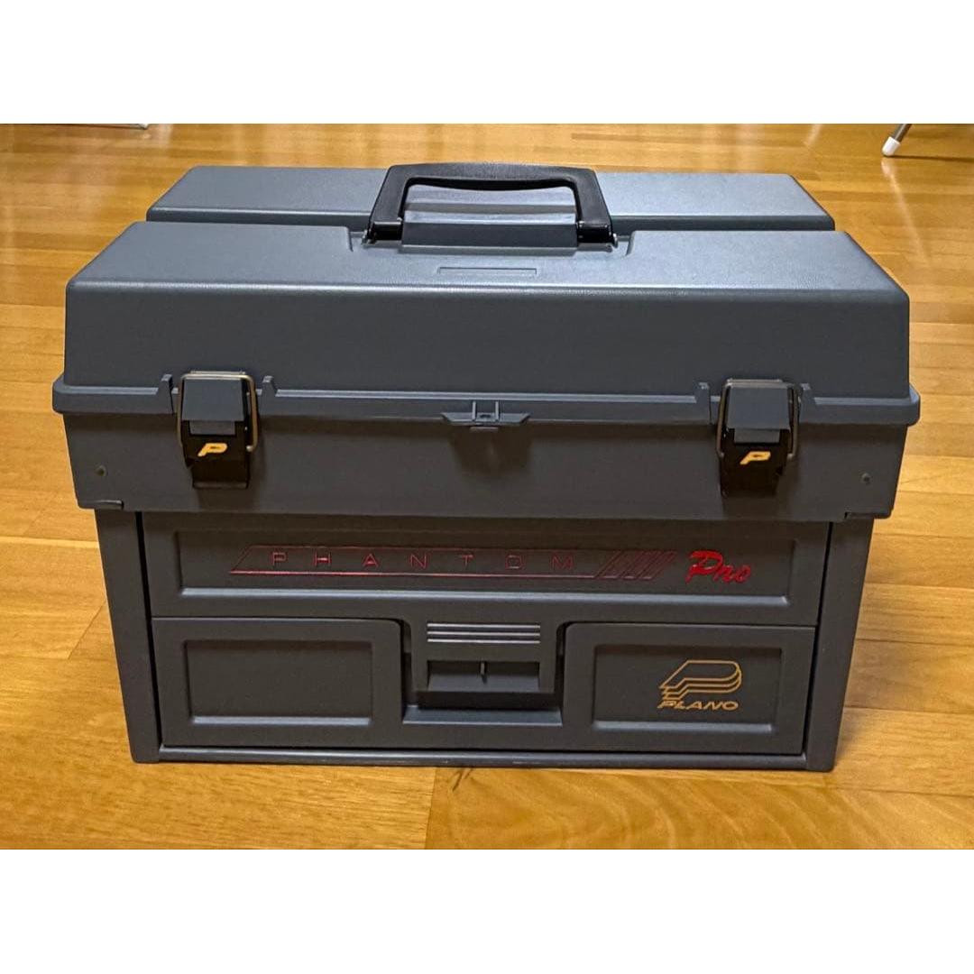 Used PLANO PHANTOM PRO 797 Tackle Box