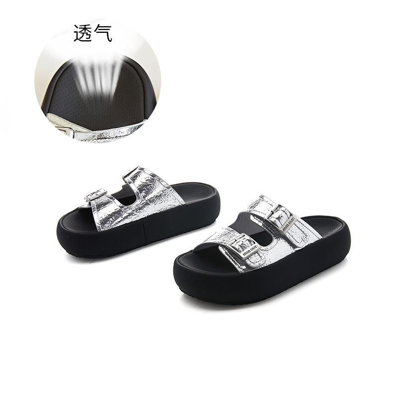 

Thick-soled slippers women s 2025 summer new versatile casual fashion open-toe one-and-a-half drag retro belt buckle sandals 35 серебряный