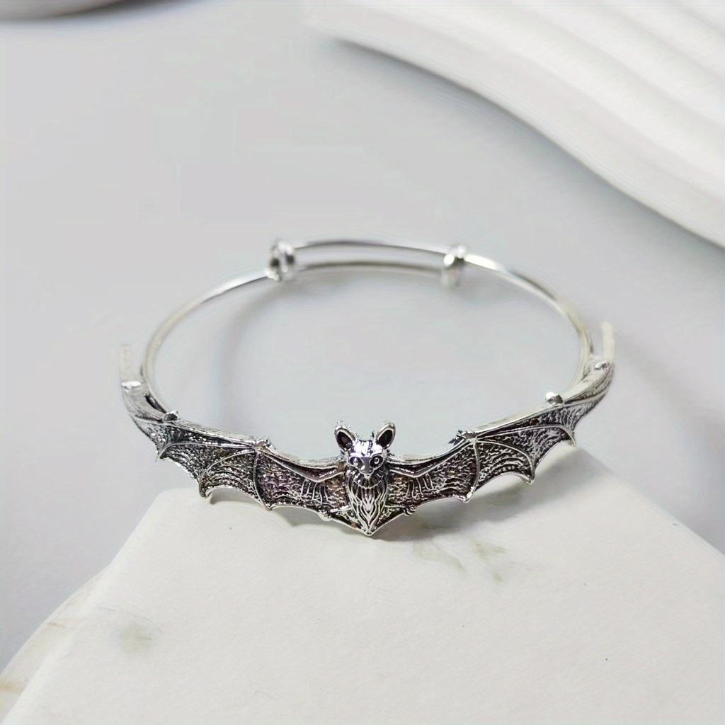 [Vintage Bat Shape Bracelet] Boho Halloween Bat Shape Vintage Statement Fashion Bracelet | Women Party Favors