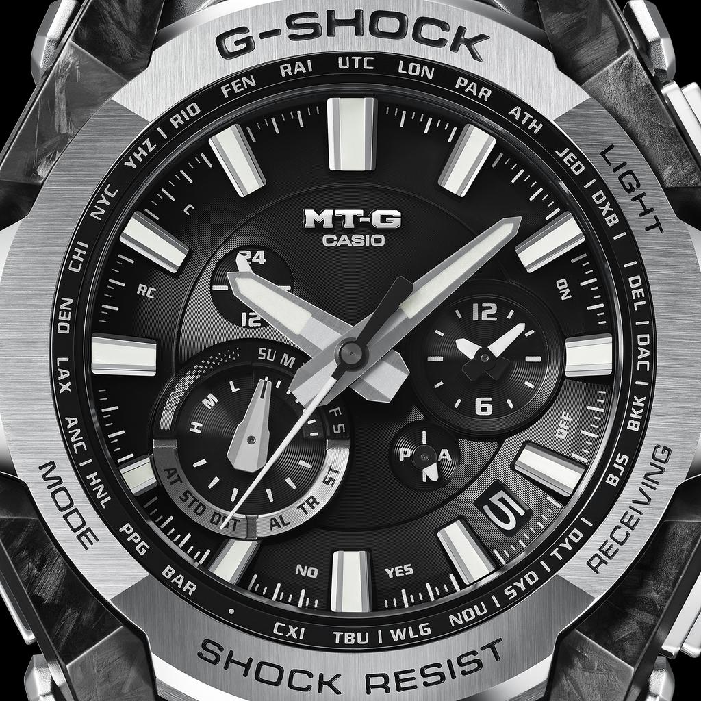 Casio G-SHOCK Men's Stainless Steel 200M Water Resistant Quartz Watch MTG-B4000D-1A