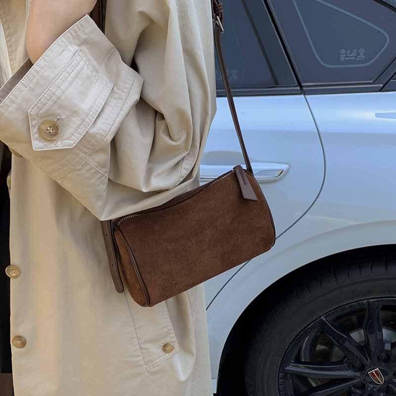 Retro Messenger Bag, Girls Autumn and Winter New Fashion Matte Texture Shoulder Small Square Bag
