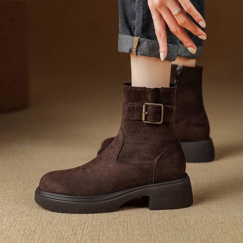 Autumn and Winter Women's Thick-soled Large-size Medium Boots Solid Color Round Head Medium Heel Non-slip Square Heel Side Zipper New Martin Boots