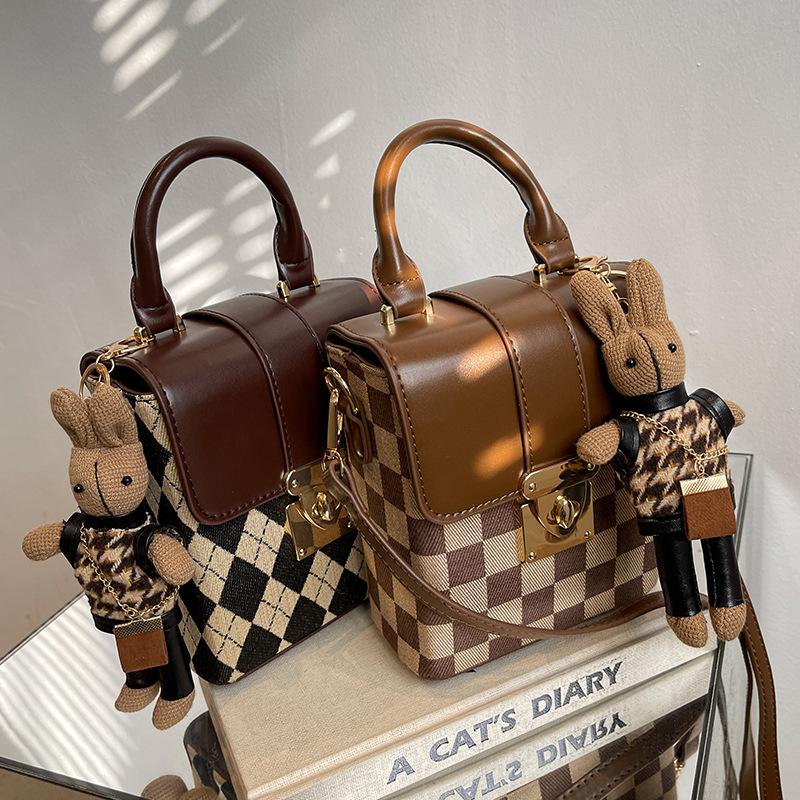 This Year's Popular Bags Women's Summer 2025 New Trendy Fashion Versatile Niche High-end Single Shoulder Messenger Bag Handbag