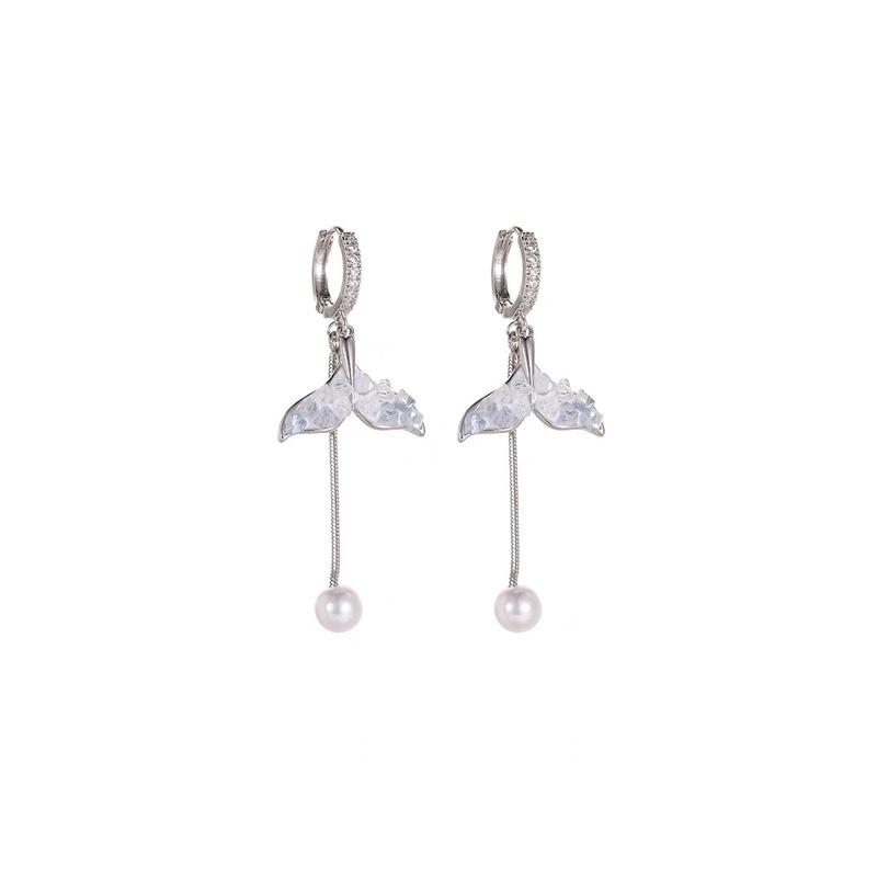 Cool blue crystal fishtail pearl ear clips, high-end earrings, atmospheric tassel earrings, stud earrings, ear buckles.