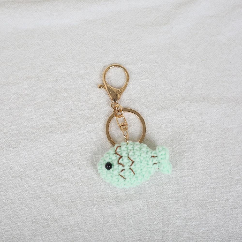 Handmaking Mini Fish Keychains Tropical Fish Knitted Fish Pendant Crochet Keyrings Backpack
