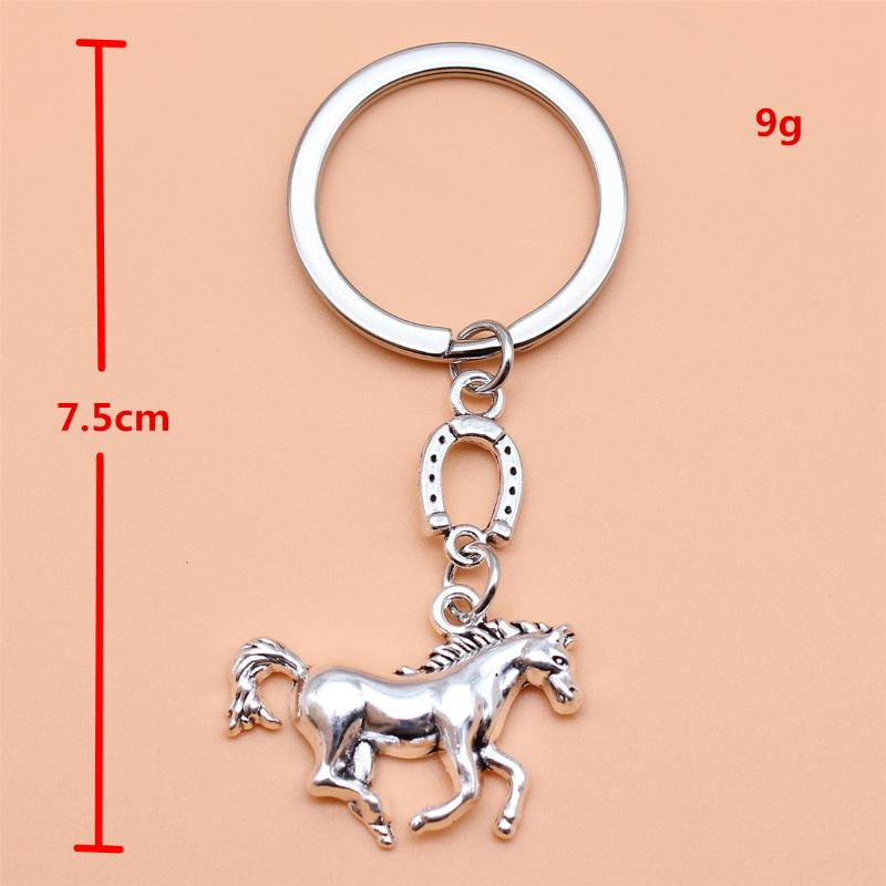 Creative Horse Metal Keychain Vintage Horse Pendant Keyring Bag Key Hanging Decoration New Year Mascot Souvenir Gift