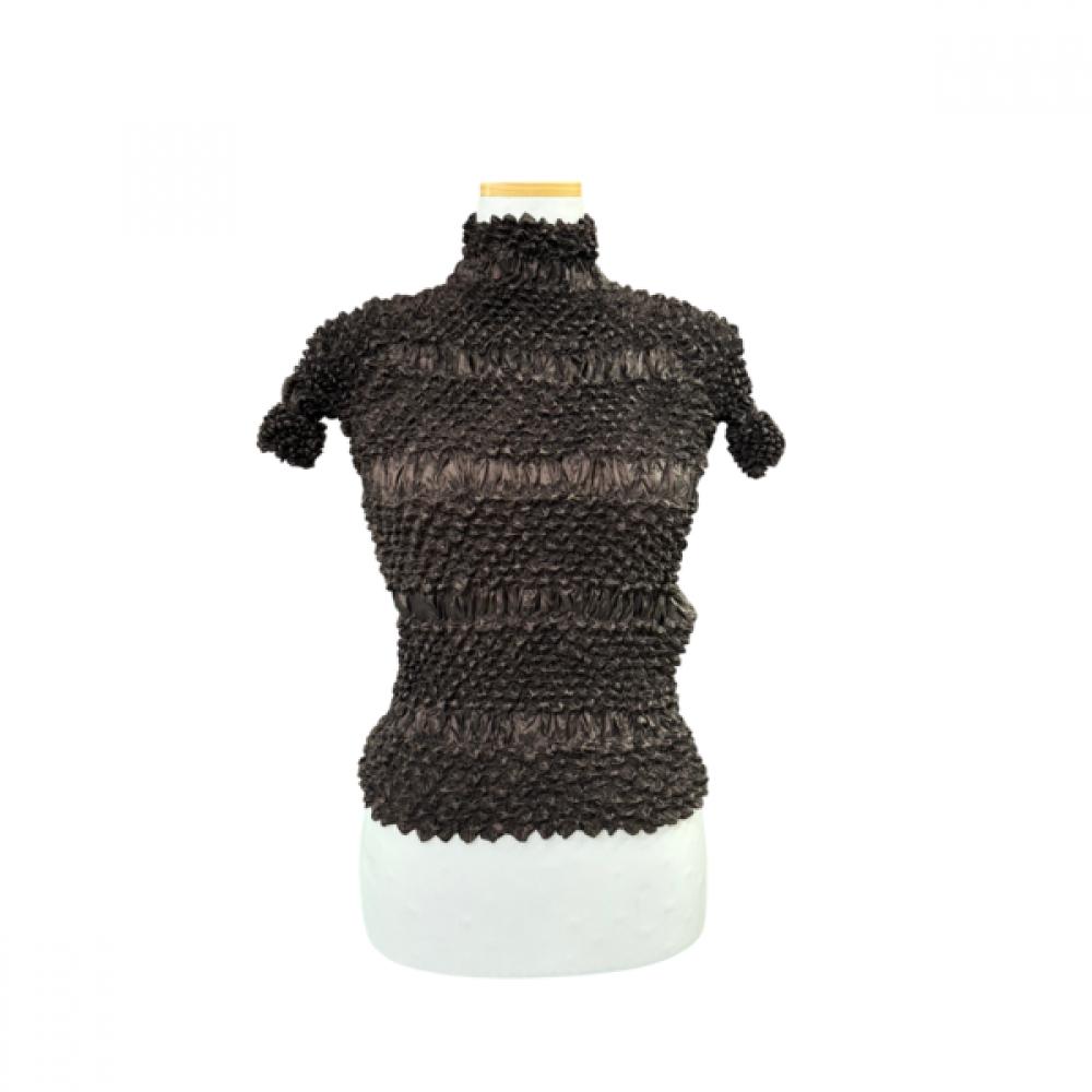 

Specchio Flower Pleated High Neck Short Sleeve Tee 452 198 16