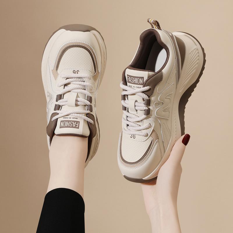 Zeigt Füße kleine Papa-Schuhe Damen Vier Jahreszeiten Neue dicke Sohle Stoßdämpfende Laufschuhe Leichte und vielseitige Sport- und Freizeitschuhe