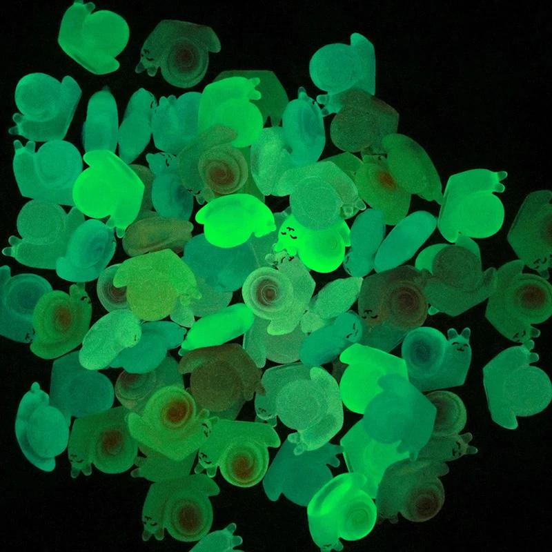 Toys DIY Accessories Accessories 10 Pcs Glow-in-the-dark Snail Resin Desktop Decorations Ornaments Handmade Hairpin Keychain