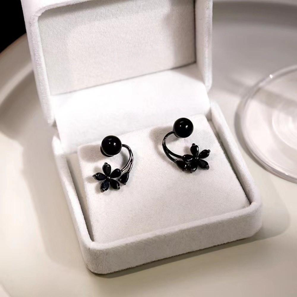 Sweet Crystal Flower Earrings Light Luxury Ladies U-shaped Earrings Flower Ear Studs  Jewelry Gifts