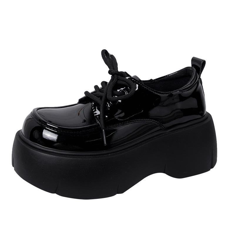 Round head heightening retro British style black platform small leather shoes women's autumn and winter 2025 new French style with skirt single shoes