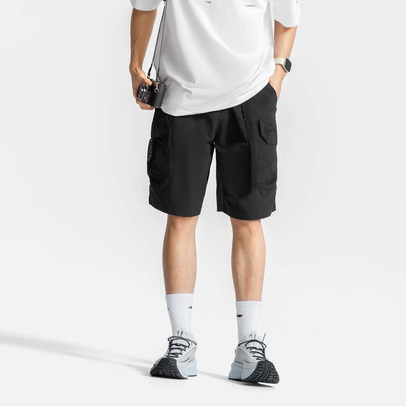Li Ning CF Water-Resistant Solid Color Loose Cargo Shorts Men Shorts Black AKSV227-4