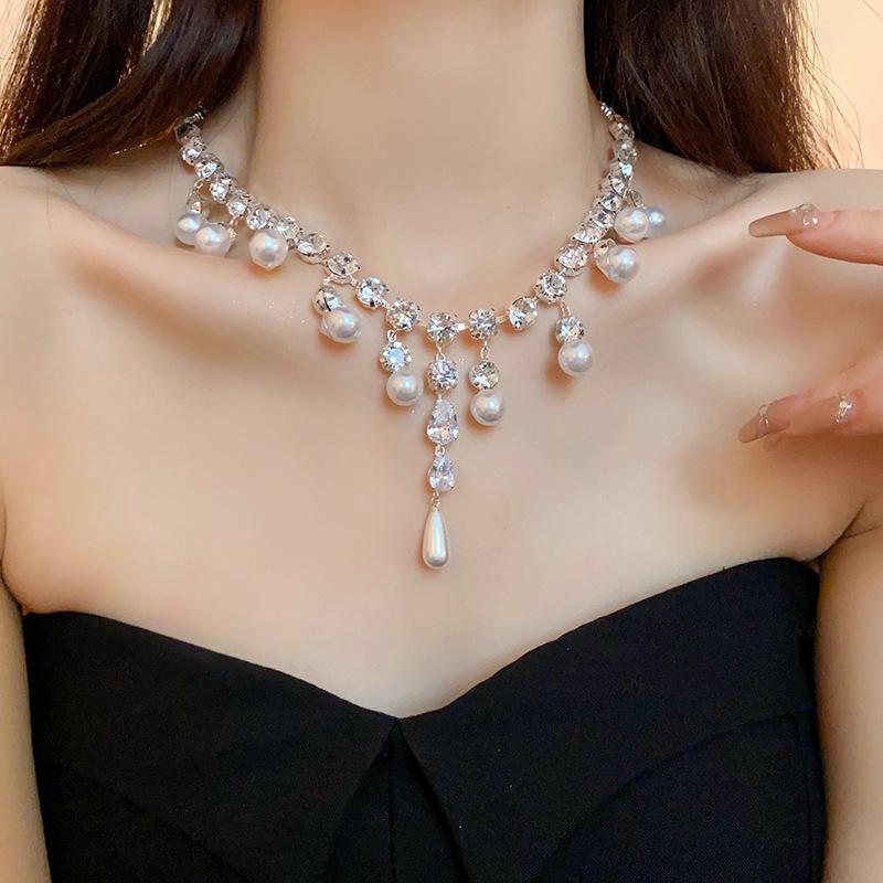 GemChic Women's Exquisite Water Drop Zircon Pearl Collarbone Necklace Fashion Clavicle Chain Birthday Christmas Jewelry Gift