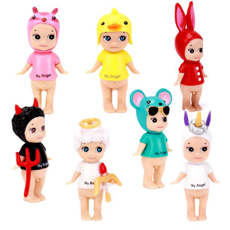 Lot de 4 mini vêtements de poupée pour Sonny Angel, convient aux poupées de collection de 7,6 cm pour les collectionneurs adultes, comprend des hauts et des jupes pour l'affichage et la