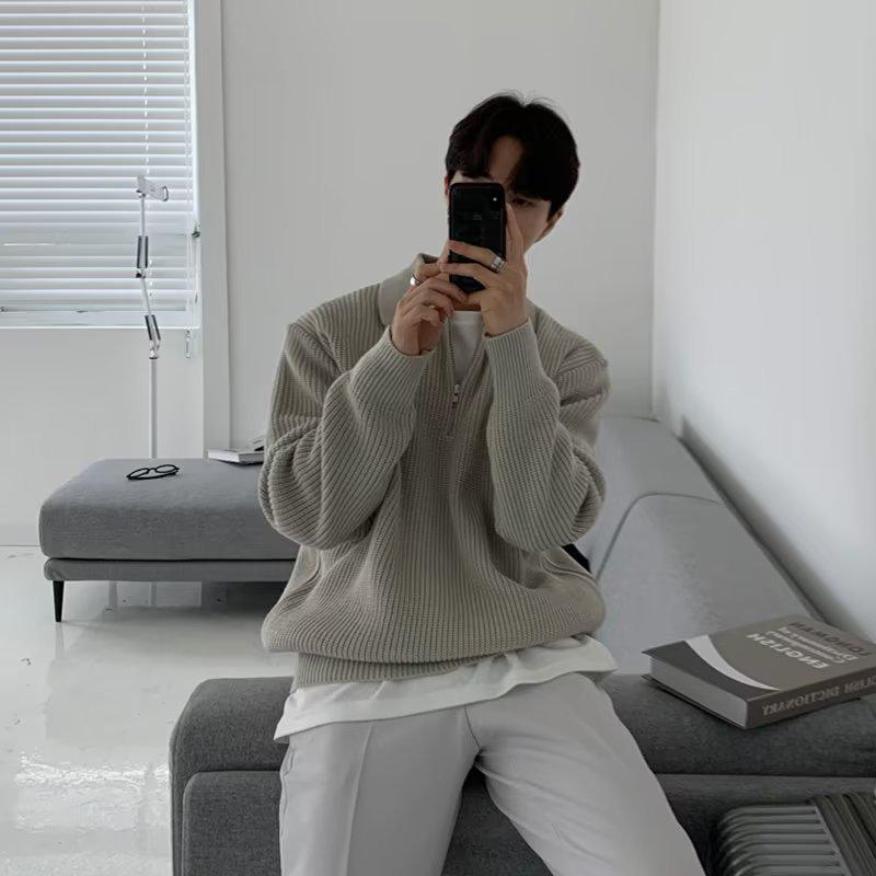 Men's Retro Half-Zip Turn-Down Collar Sweater, Autumn/Winter Style, Loose Casual Knitwear.