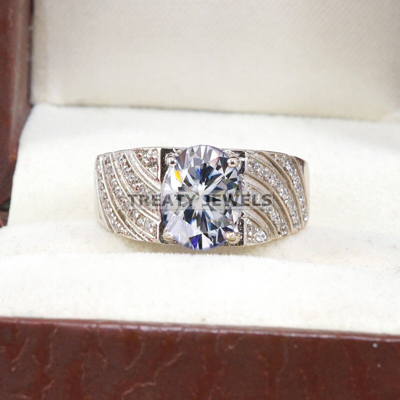 

Moissanite Oval Cut Gemstone With 925 Sterling Silver Ring For Men s #B313 JL375681968444 4-16 US срібний