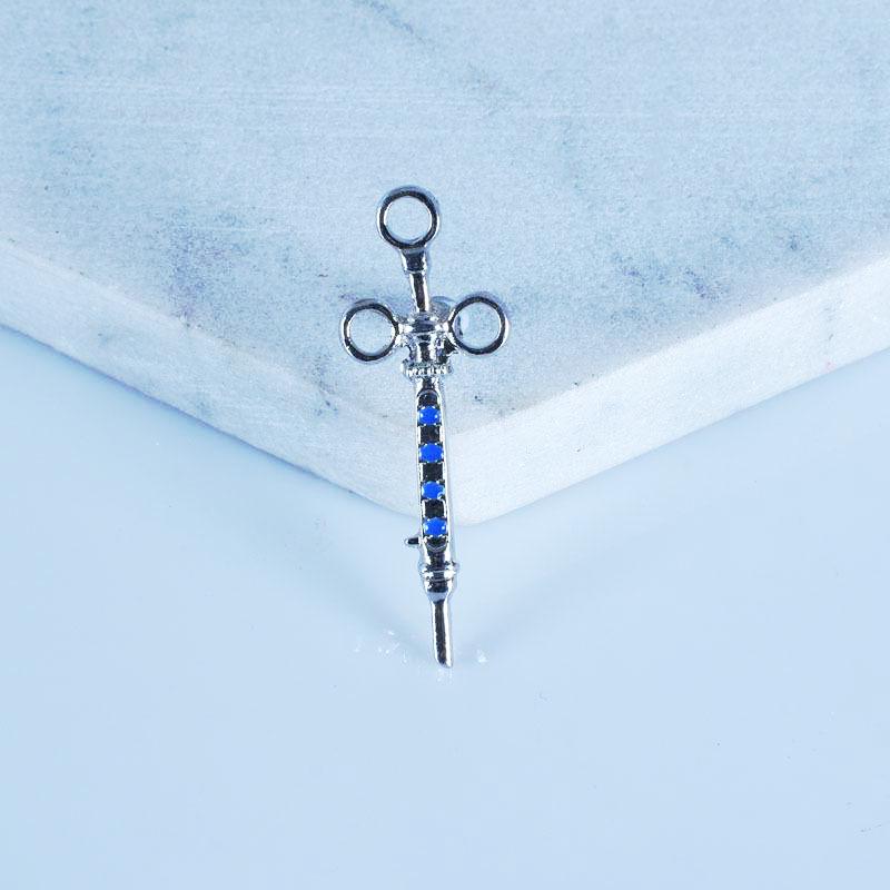 Versatile European  American Fashion Syringe Brooch - Creative Collar  Bag Accessory