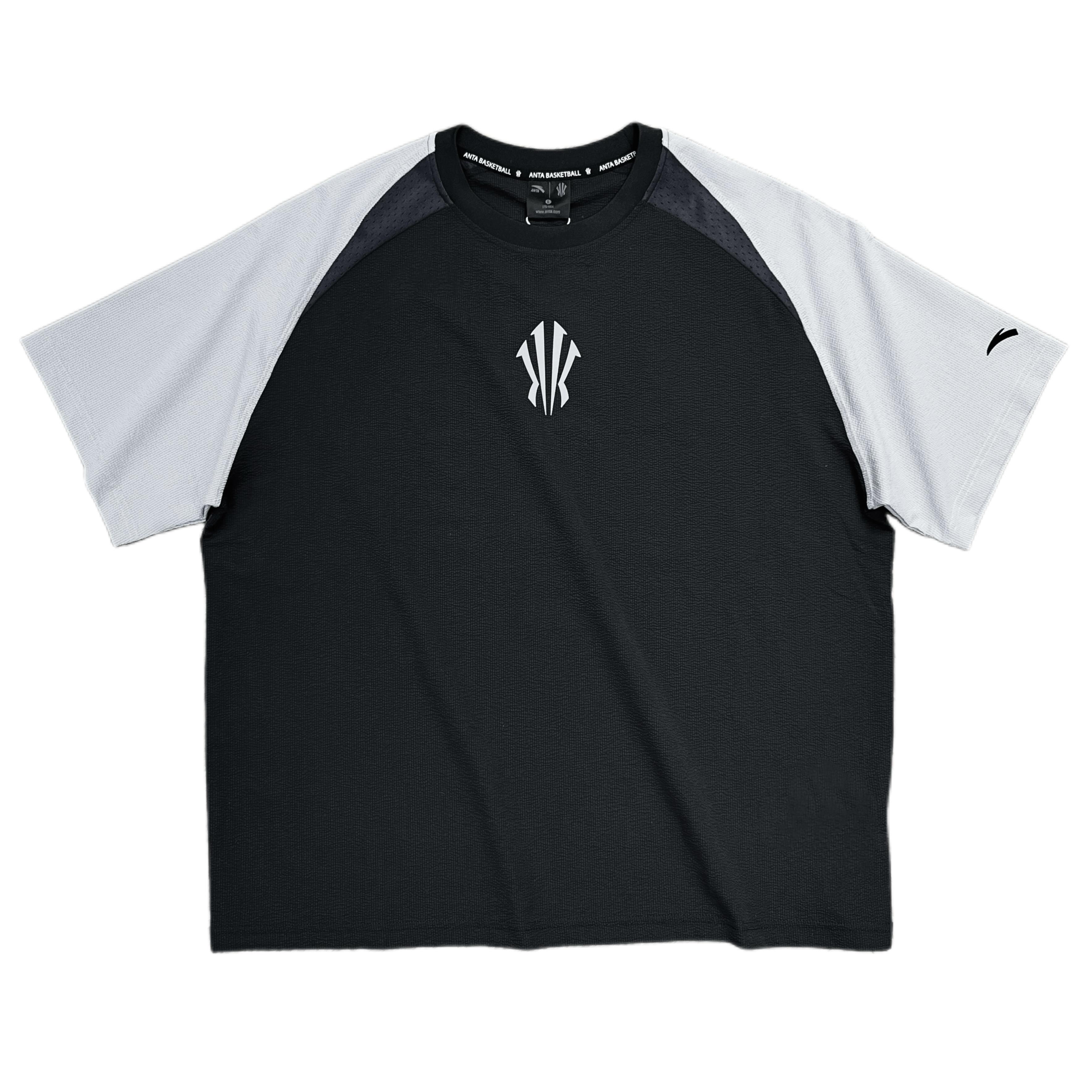 

Anta Серия Kyrie Irving Универсальная Удобная Свободная Дышащая Тканая Повседневная Спортивная Футболка Унисекс Топы 172531104-3 L