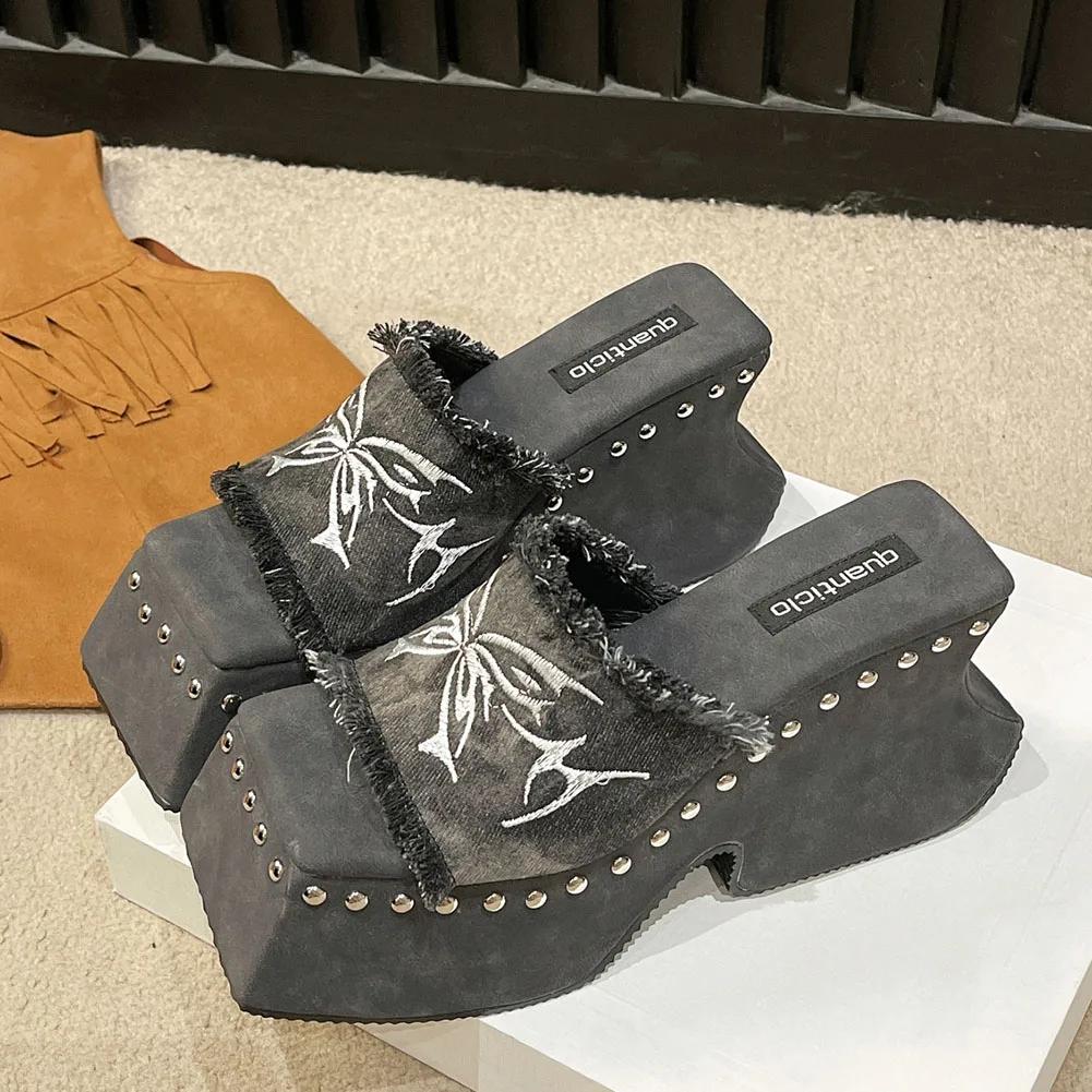 Fashion Punk Chunky Heels Mule Shoes Sandals For Women Rivet Platform Slide Sandals Open Toe 2025 Summer Trendy Shoes Street Women Shoes