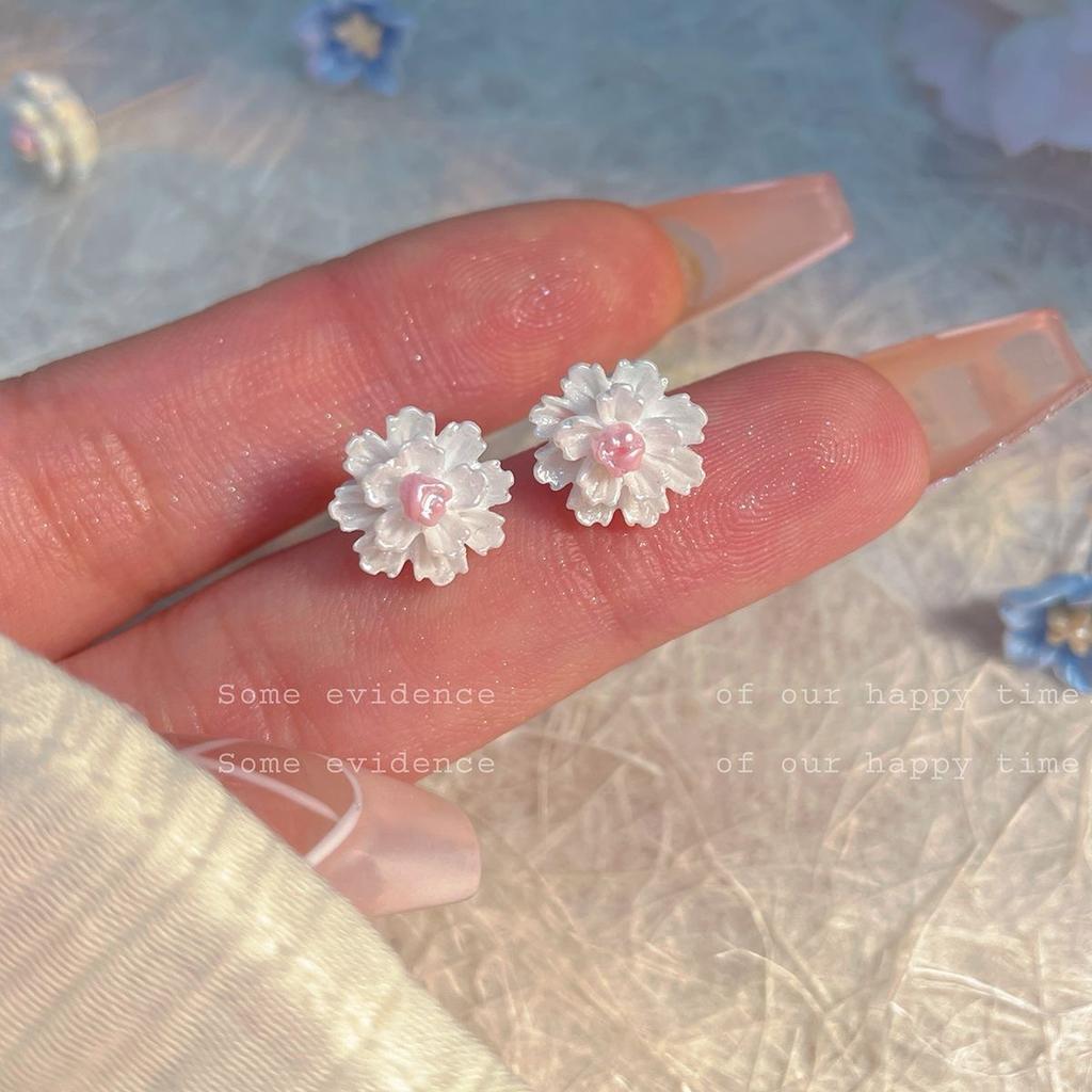 Crystal woven flower seaside vacation wind colorful embroidered earrings women's spring and summer small fresh and sweet white stud earrings