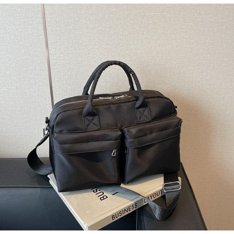 

Spring new shoulder business travel bag large-capacity duffel bag women s leisure sports tote bag чорний