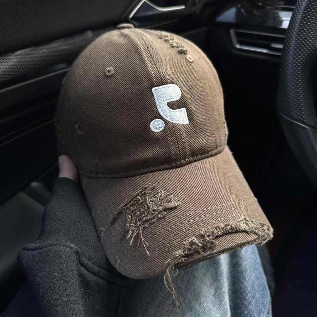 New ripped embroidered baseball cap women's wide brim big face showing face small peaked cap big head circumference hat couple