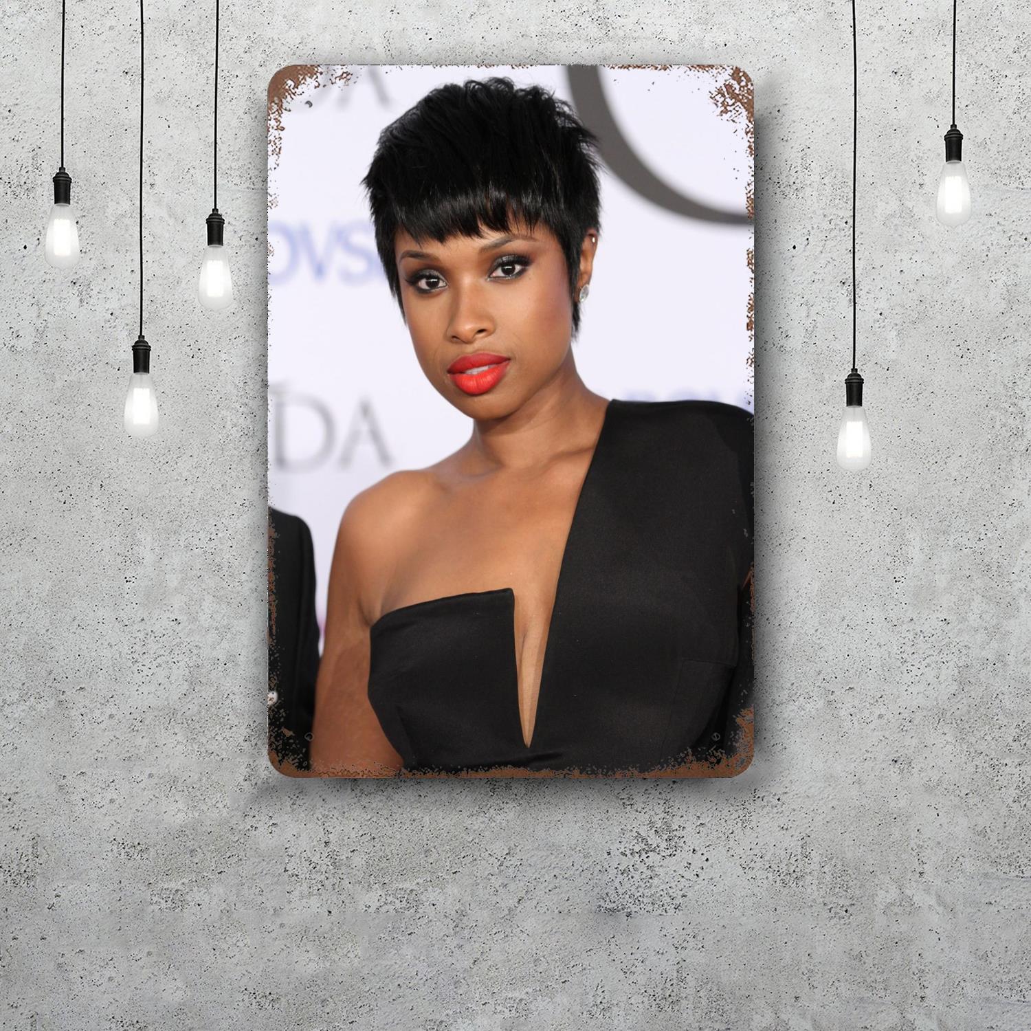 

Jennifer Hudson Retro Vintage Tin Sign Poster Decorative Plaque Metal Plate Wall Decor 20x30cm（7.8x11.8inch）