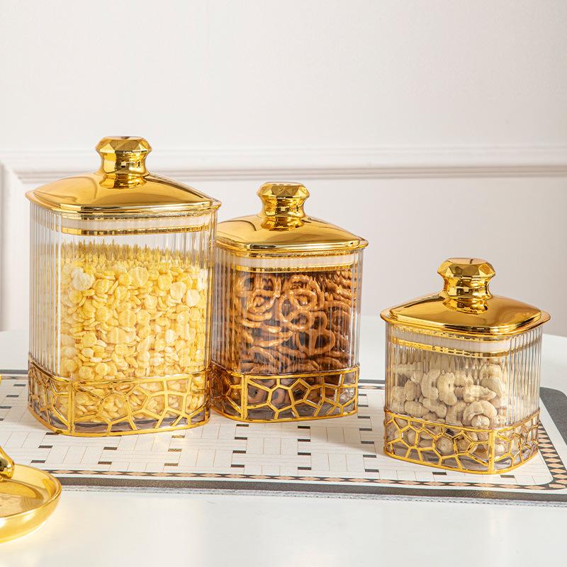 Golden Sealed Food-Grade Transparent Storage Jar with Lid for Dried Fruit and Snacks – Moisture-Proof Ornament