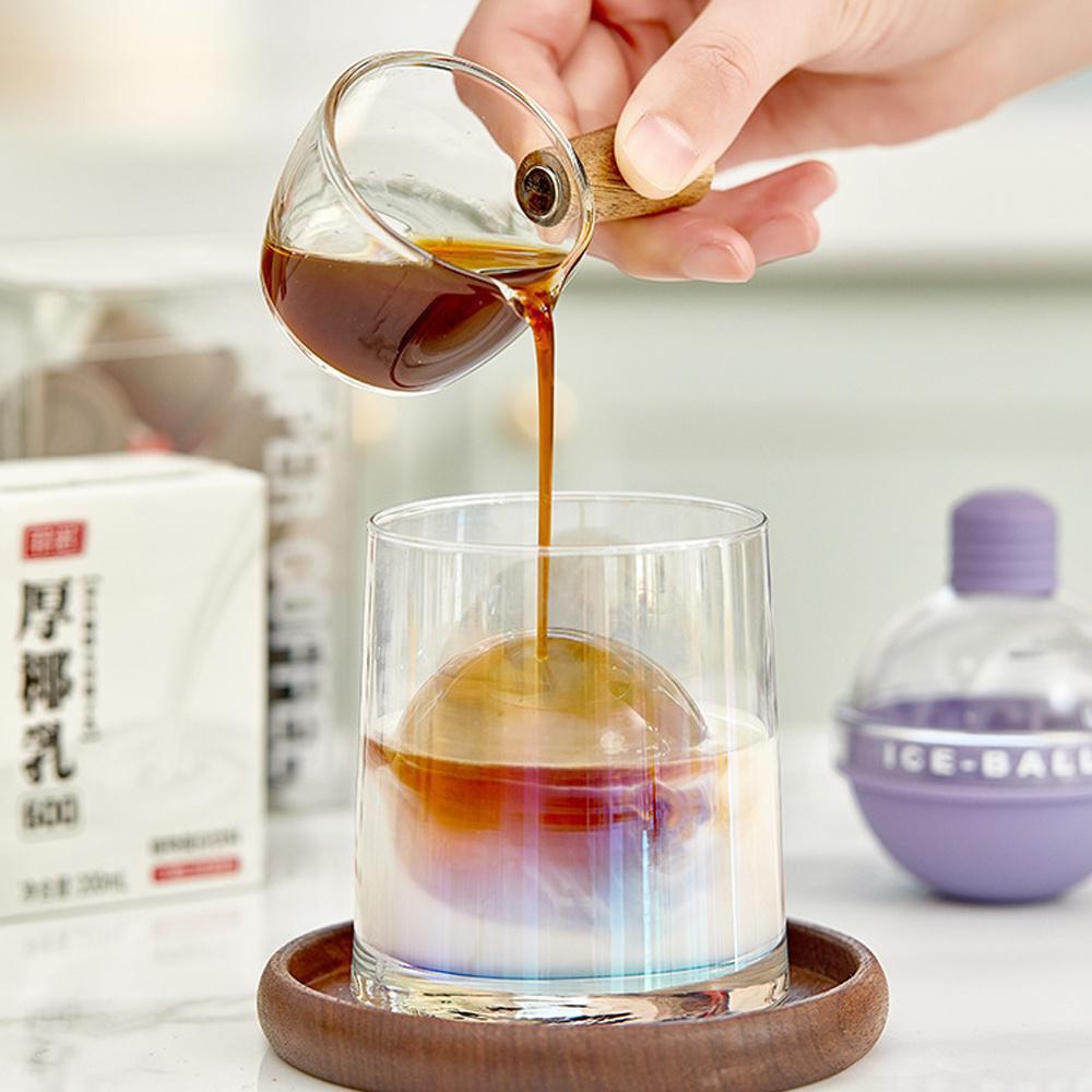 Výrobník ledových koulí Forma na led na whisky Silikonová miska na kostky ledu 2,4palcová kulová forma na led na koktejly whisky ZPG