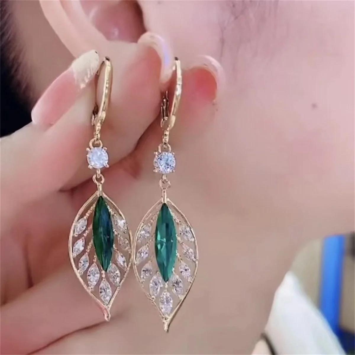 1Pair New Fashion Green Crystal Leaf Drop Earrings for Women, Gold Plated Micro Inlaid Cubic Zircon Leaves Hoop Earrings, Exquisite Leaf Tassel Dangl United States