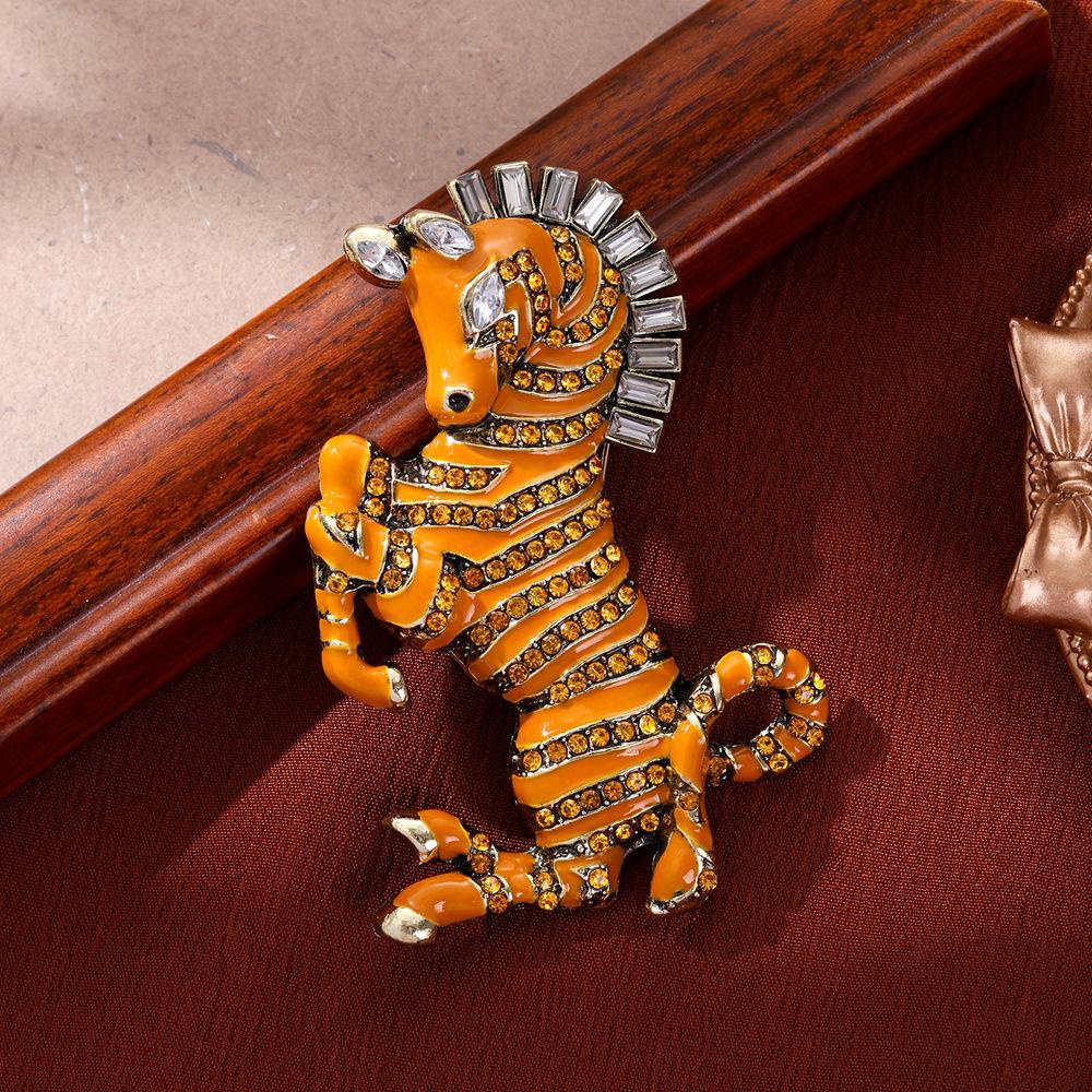 

Хрустальные Женские Мужские Винтажные Броши-Пряжки Зебра Ретро Леди Барокко Животные Значки Булавки Аксессуары