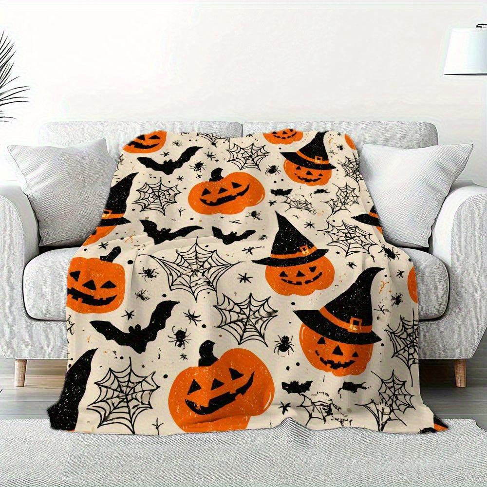 Halloween Blanket Soft Flannel Throw with Jack-O'-Lanterns, Witch Hats, Bats Orange/Black/Beige Spooky Decor Couch, Bed, Camping