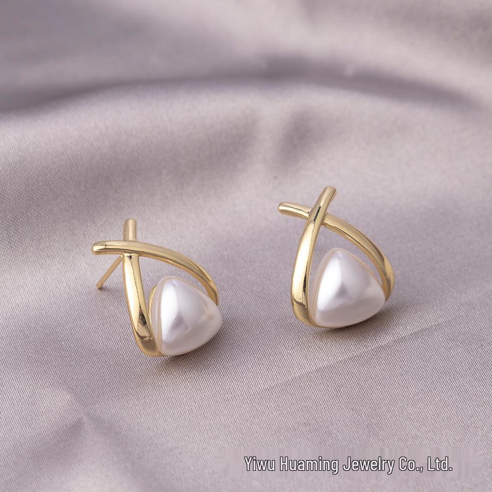 Elegante baumelnde Ohrringe mit französischen Perlen: Vergoldet, Vintage-Design in Silber 925