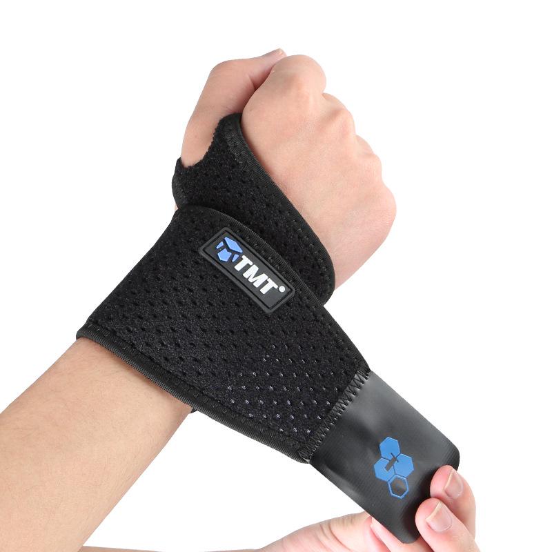 

Регулируемый напульсник TMT для спорта: Баскетбол, Бадминтон, Волейбол Breathable Perforated Edition [Single Item Price]