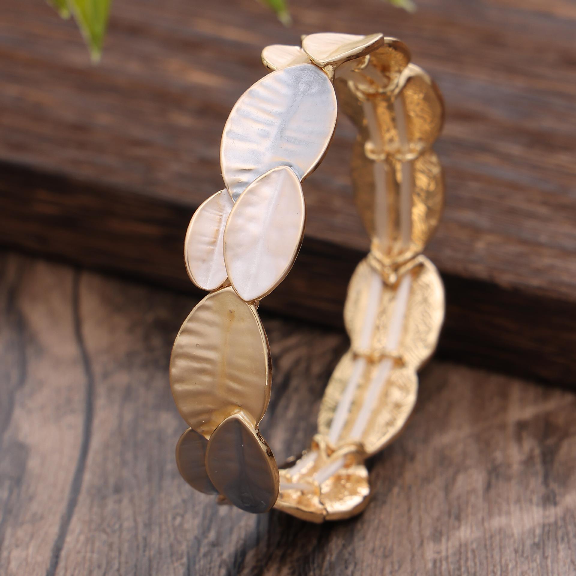 

Новый цвет живопись маслом геометрический лист эластичный браслет, летний маленький свежий женский универсальный браслет с листом