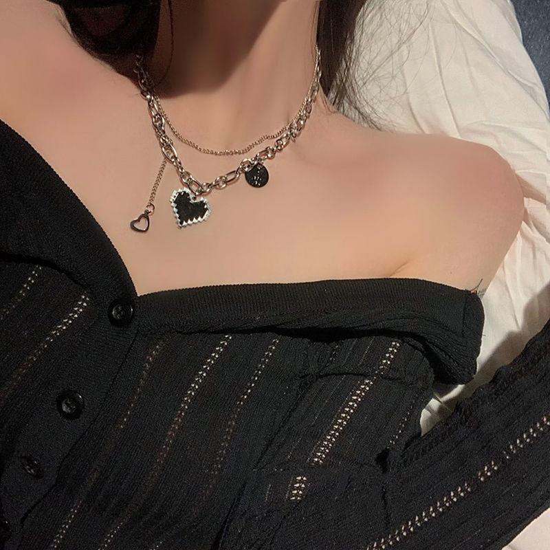 Black Love Heart Necklace Fine Double Link Chain Necklace Simple Letter Pendant Clavicle Chain Jewelry Gift