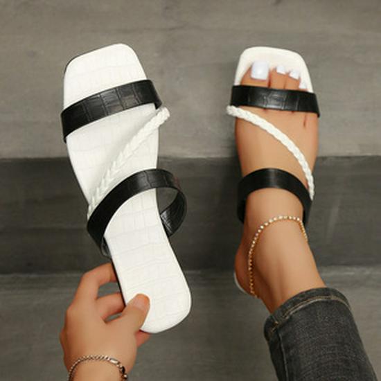 2022 Plus Size Chunky Heel Women's Square Toe One-Strap Sandals