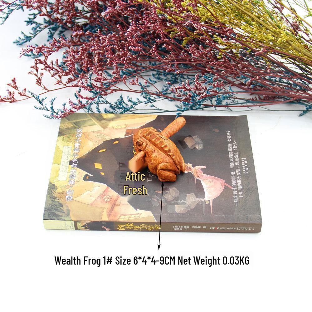 Thai Hand-Carved Wooden Frog Ornament - Creative Fish Souvenir and Home Decor Sounding Craft Gift