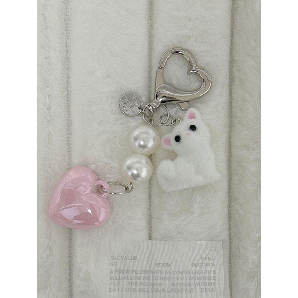 

PinOf White cat keyring White Pink