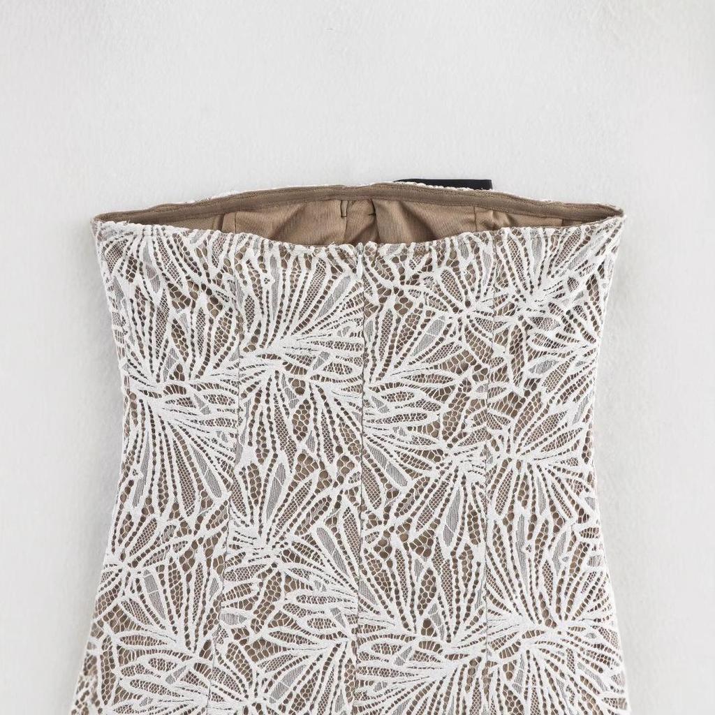 Frühling 2025 Damen trägerloses Kleid mit Spitzen-Schleifen-Dekor - Europäischer & Amerikanischer Stil