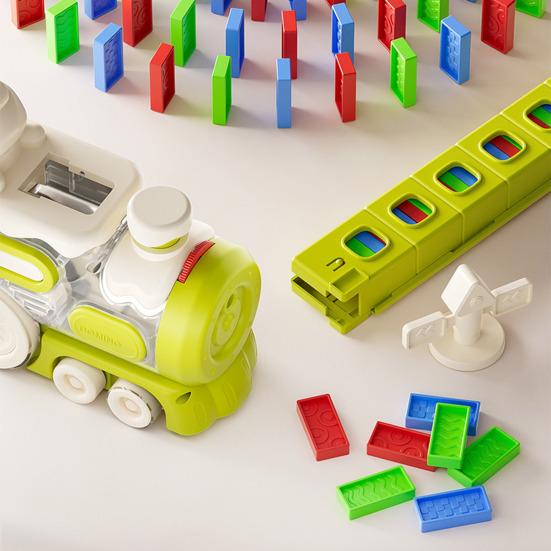 Kids Domino Train Toy Automatic Domino Thrower Sound Light Effect Toddler Building Blocks Projection Educational Gift