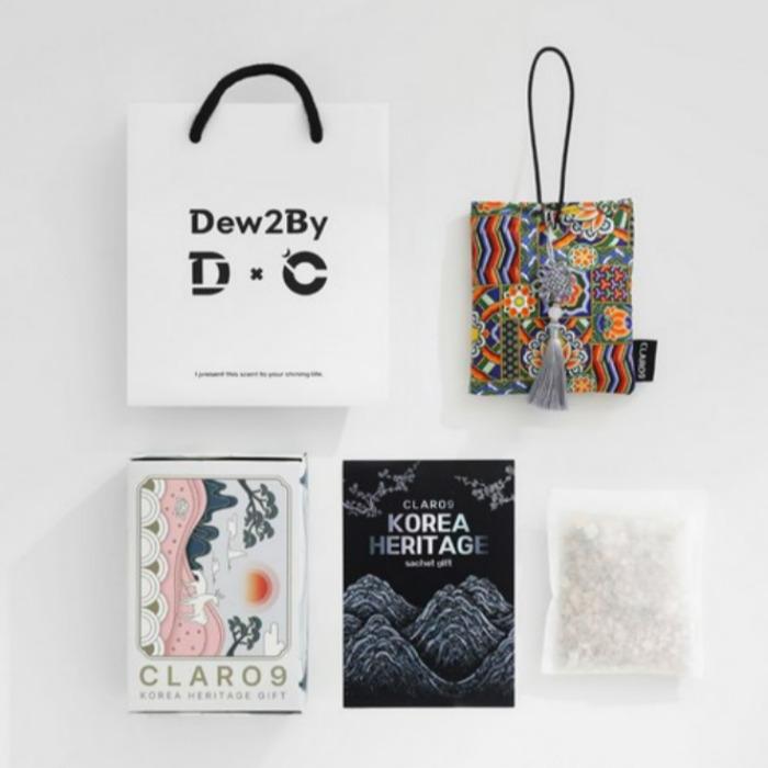 

Cleronine Dancheong Pouch Sachet – No.1 Traditional Korean Gift Dancheong Pouch Sachet