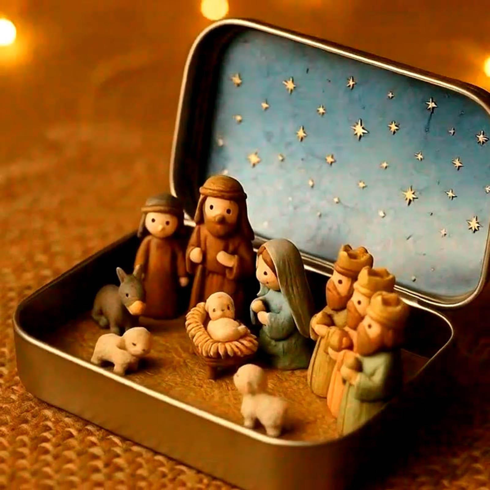 

Handmade pocket Nativity scene gift tin Christmas Nativity scene ornament Holiday Holy Family Decoration for Home Office CN