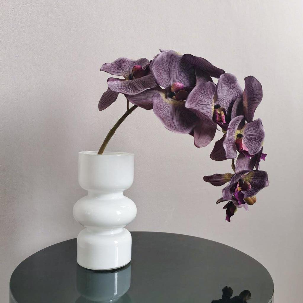 Light Luxury Phalaenopsis Artificial Floral Arrangement for Dining Table Decoration