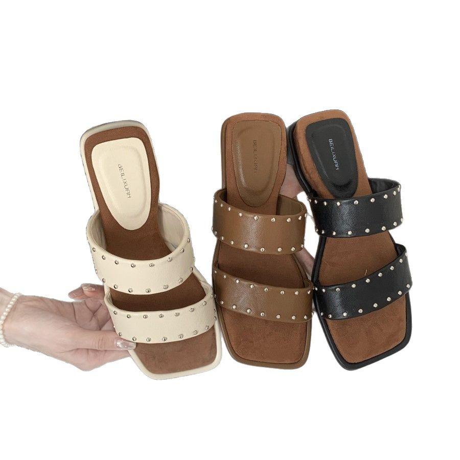 2025 Rivet Slippers Summer Casual Simple Cross Sandals Wear Retro Half Drag Casual Women's Shoes One Pedal