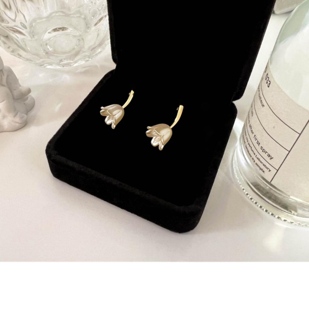 2022 nye Tulip 925 sølv nål blomst mini Kunstig perlelegering øredobber for kvinner Motesmykker (5 stk gratis frakt)