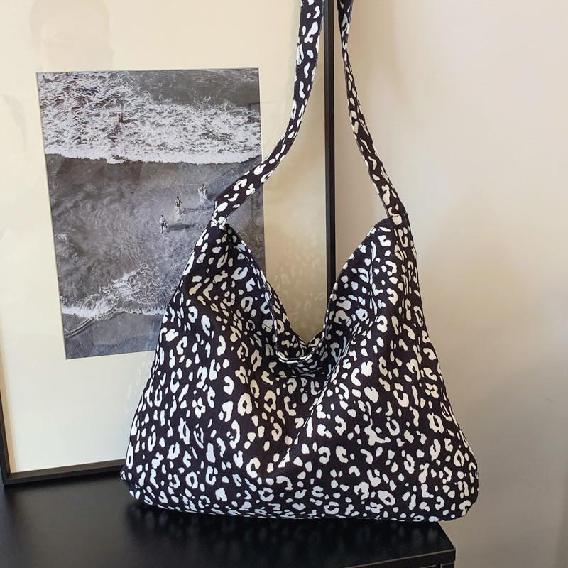 Urban Leopard Print Bow Pattern Canvas Crossbody Bag For Daily Casual Use