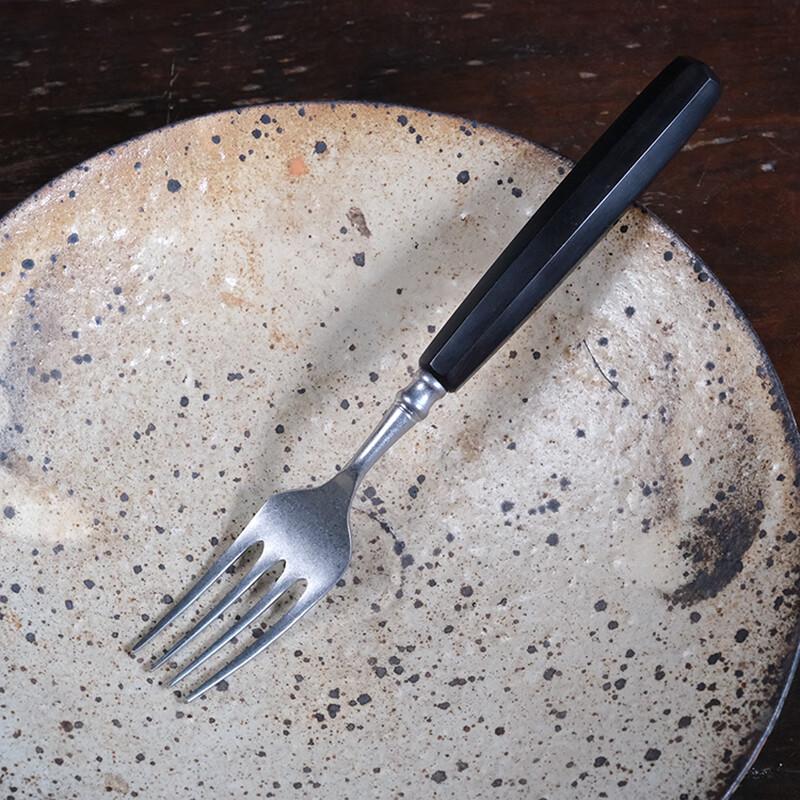 Tangshangyan Polygonal Wood Handle Western Cutlery